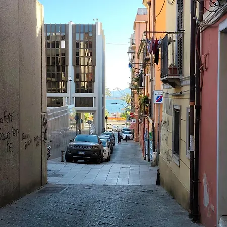 Historic Arch Loft - Vista Porto - Nel Cuore Autentico Di Cagliari