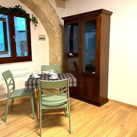 Downtown Retreat - Vista Porto - Nel Cuore Autentico Di * 칼리아리